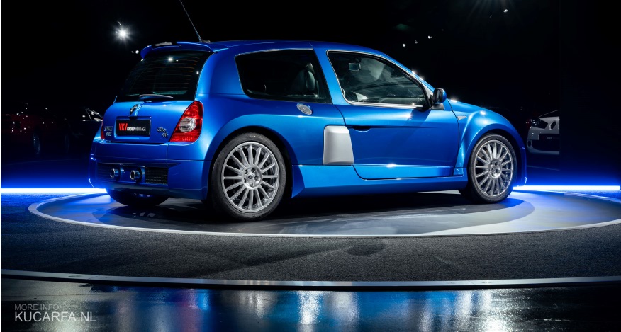 Renault Clio V6