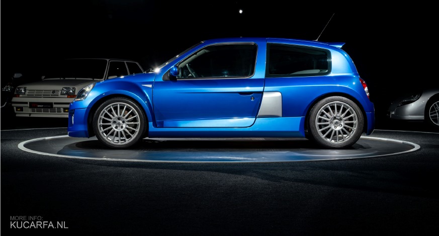 Renault Clio V6