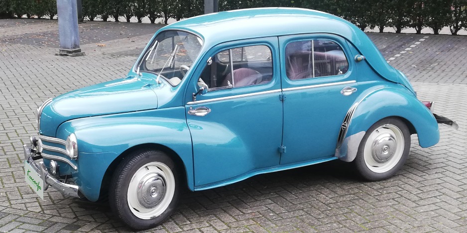 Renault 4CV