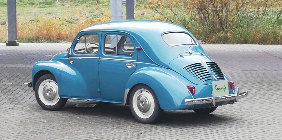 Renault 4CV