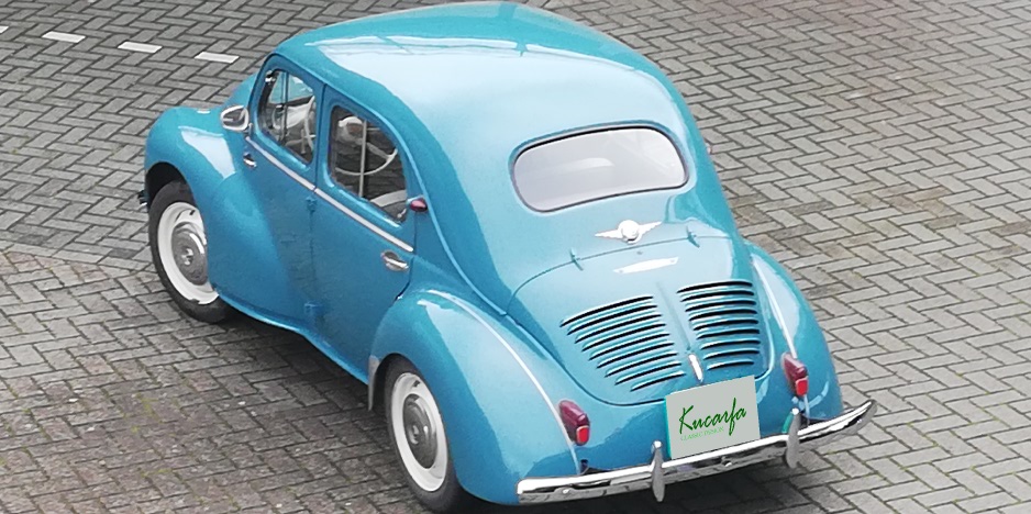 Renault 4CV