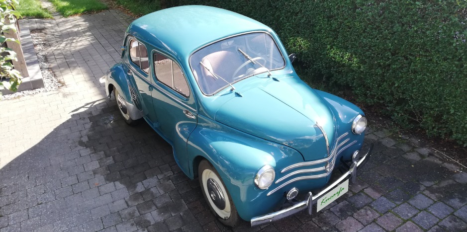 Renault 4CV