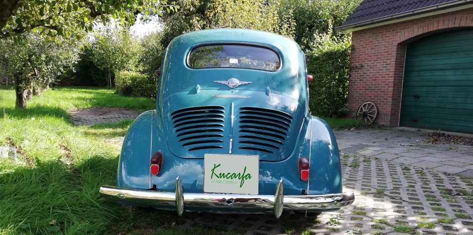 Renault 4CV