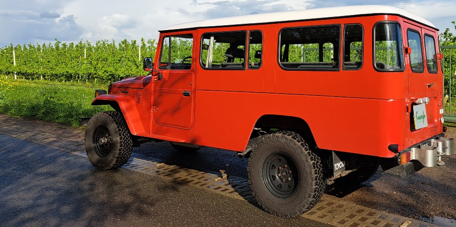 Toyota Land Cruiser FJ45 Hardtop